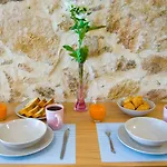 Elma Apartmanhotel 3*