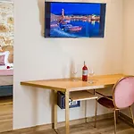 Elma Apartmanhotel 3*